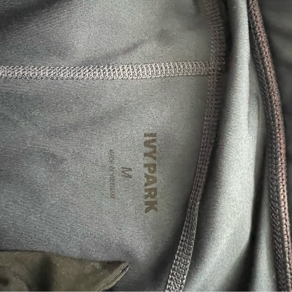 IVY PARK- Mesh Insert Logo Band Navy Leggings M - Picture 4 of 7